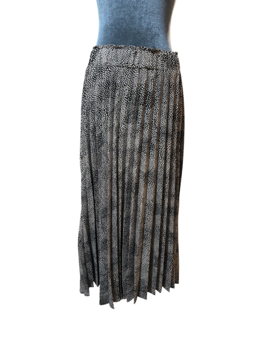 T Tahari Black and White Printed Midi Skirt